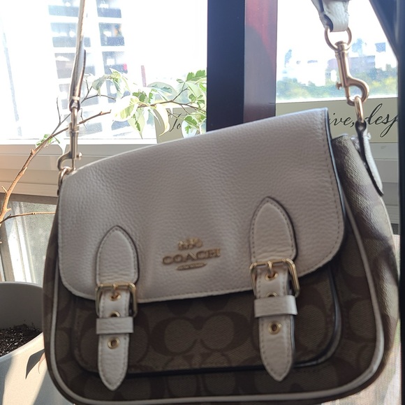 Lucy Crossbody Bag from COACH - Picture 8 of 8